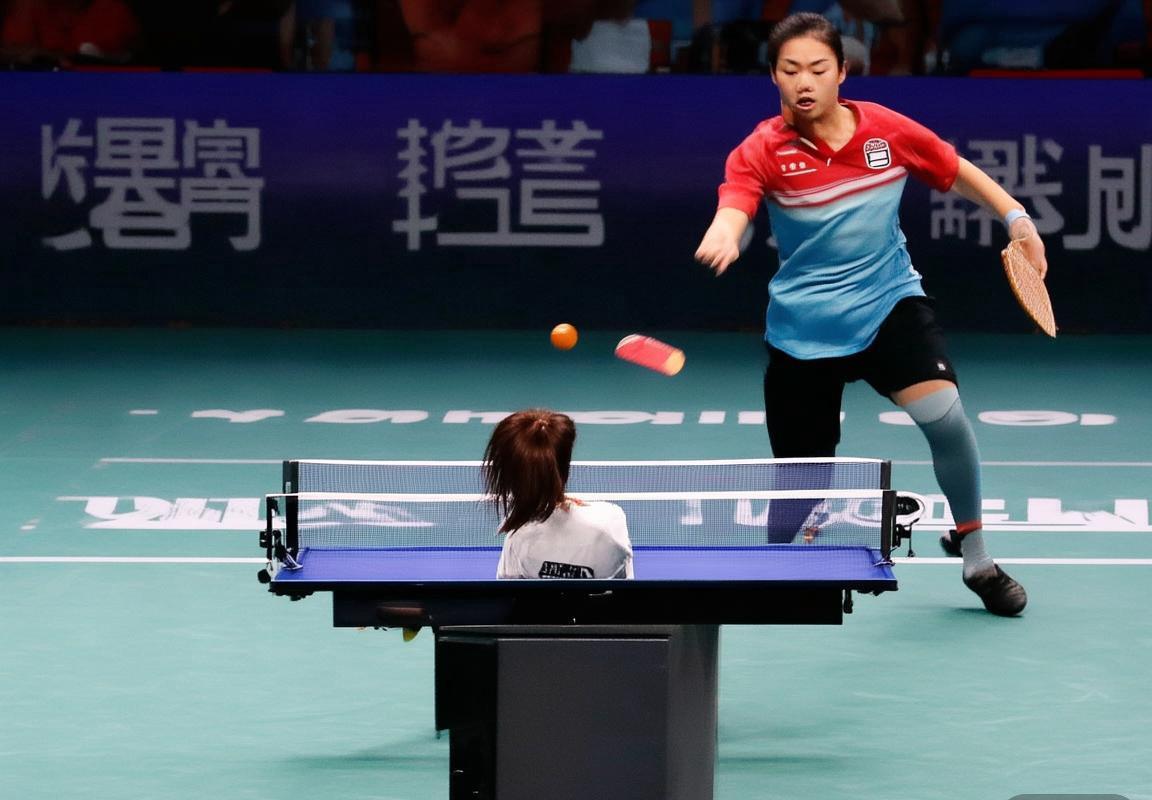 2017乒坛巅峰对决：丁宁陈梦精彩瞬间回顾(图3)